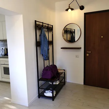 Lovely Historic Center 2-bedrooms Appartamento Verbania
