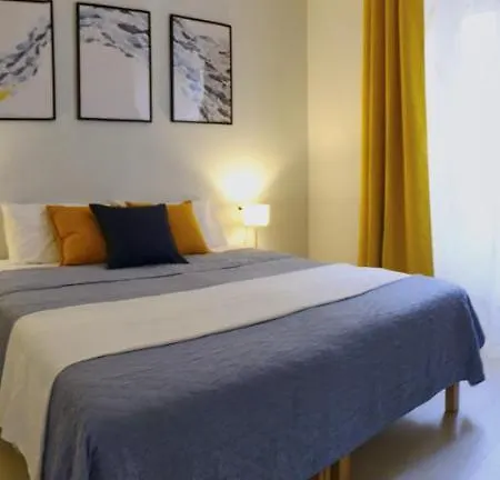 Appartamento Lovely Historic Center 2-bedrooms Verbania